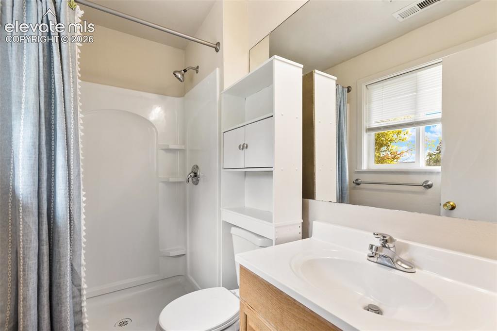 Image 16 of 25: Primary Bathroom