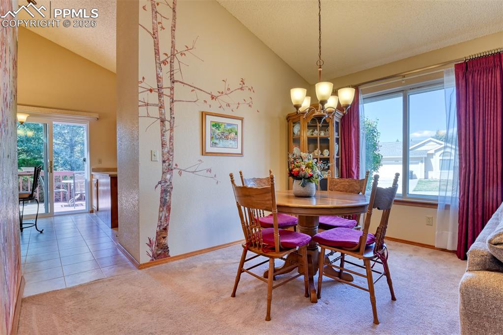 Image 12 of 46: Dining Area