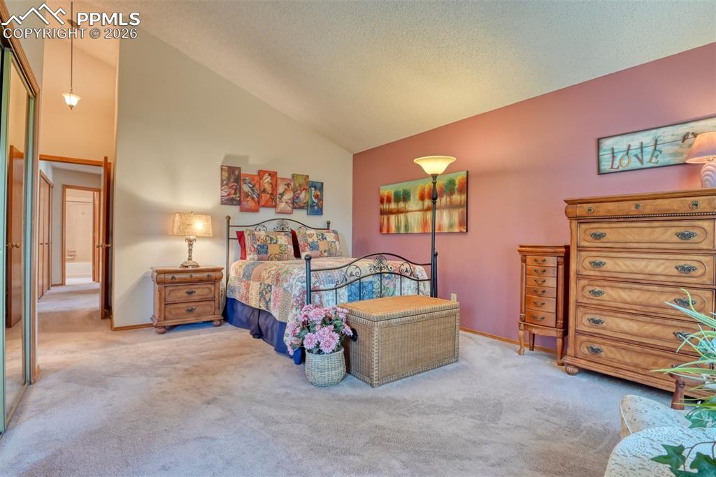 Image 6 of 46: Bedroom