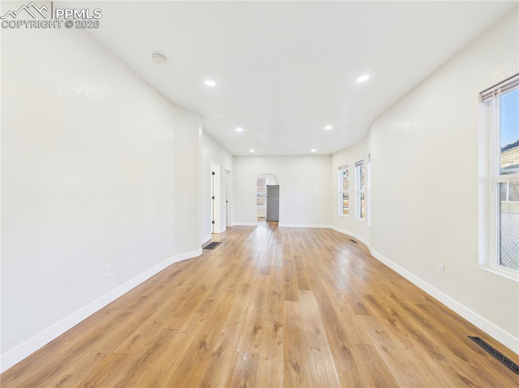 Image 10 of 32: Living Room