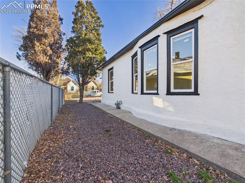 Image 32 of 32: Side of Structure