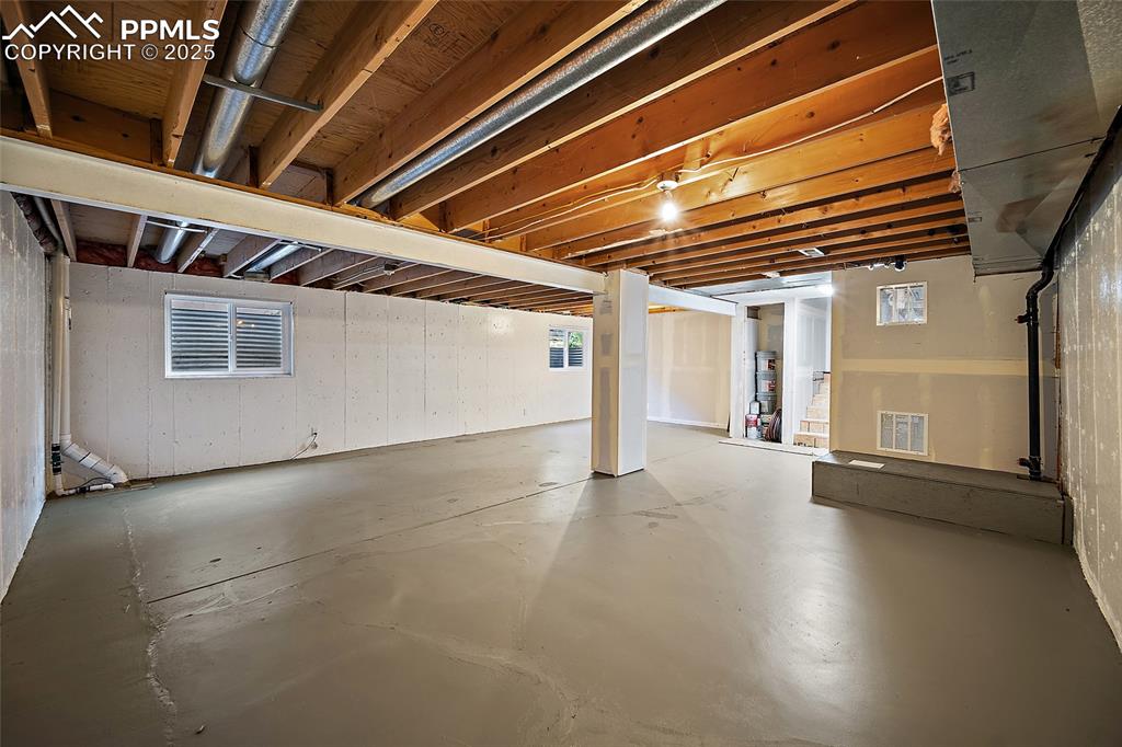 Image 34 of 50: Basement