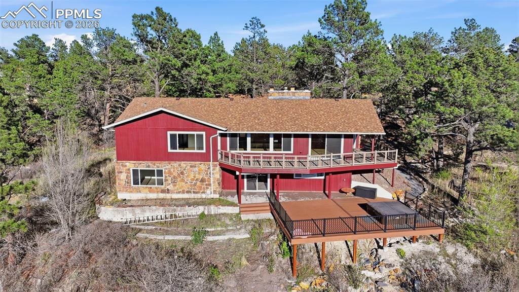 Image 2 of 42: Back of Structure