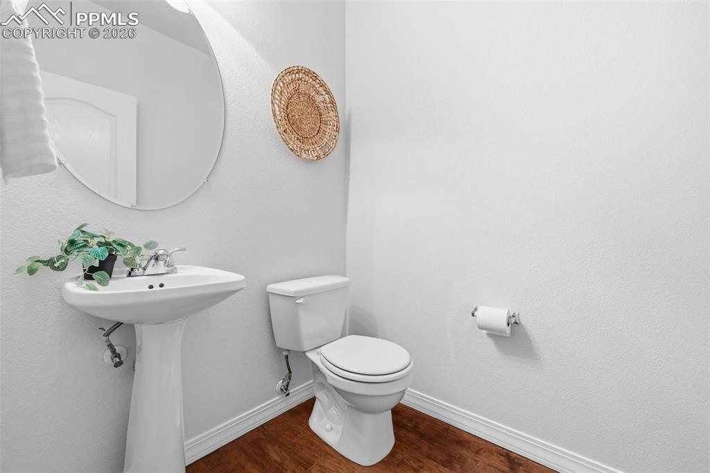 Image 15 of 28: Main level powder bath