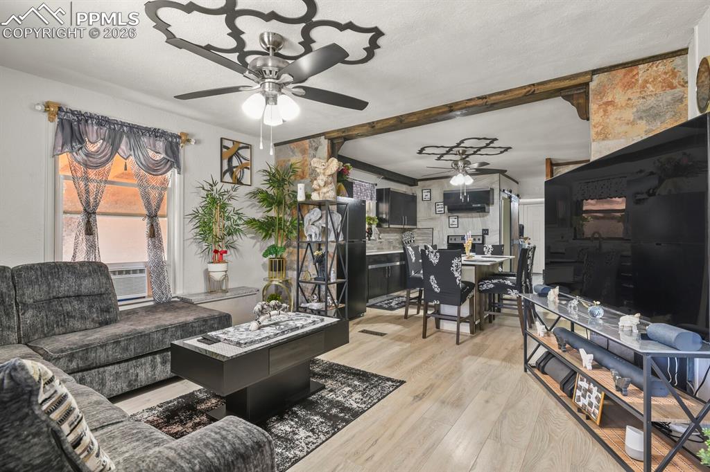 Image 6 of 28: Living Room