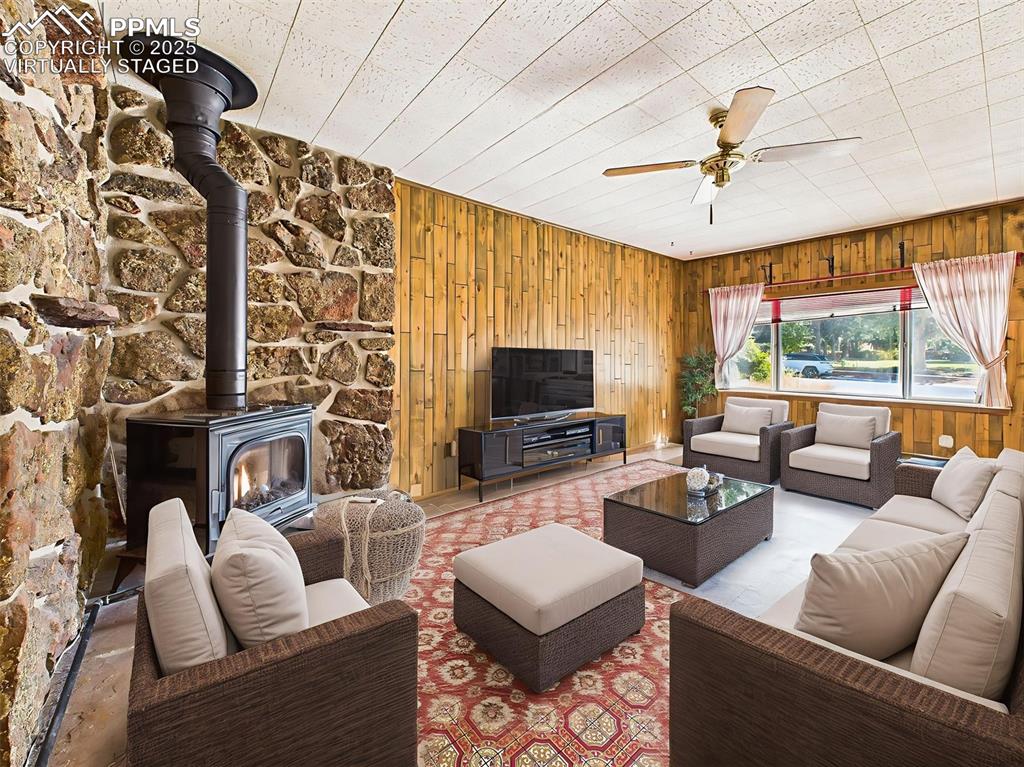 Image 18 of 40: Virtually staged family room! 