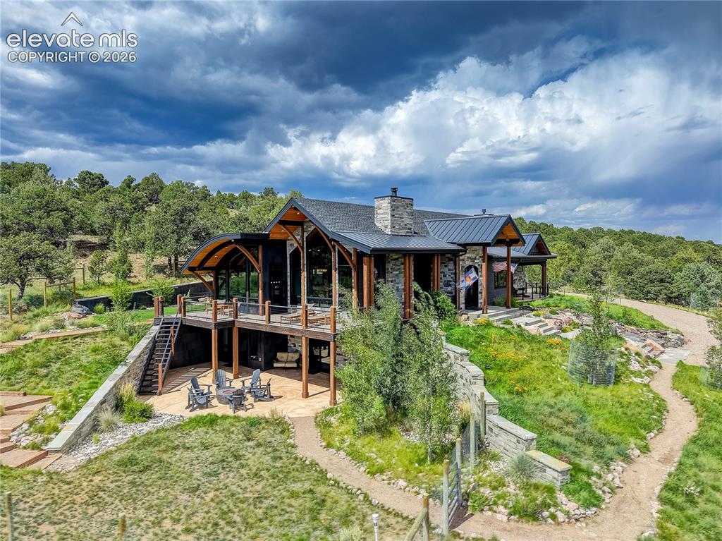 Caption: Stunning mountain retreat