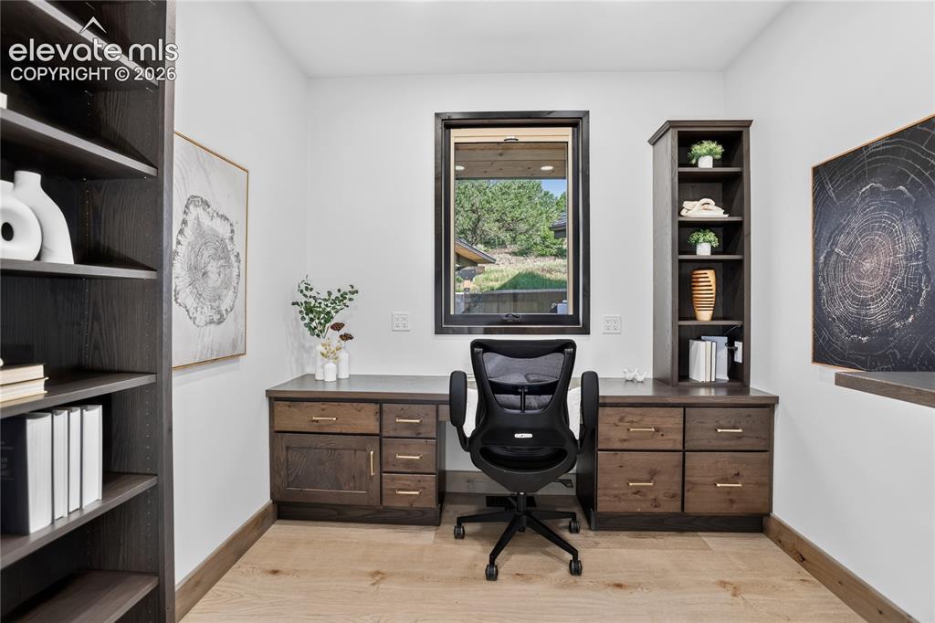 Image 16 of 50: Main level study