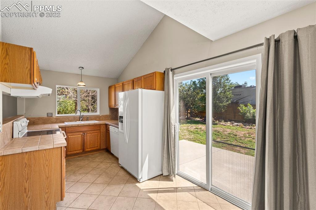 Listing 3776153, Image 11 of 27