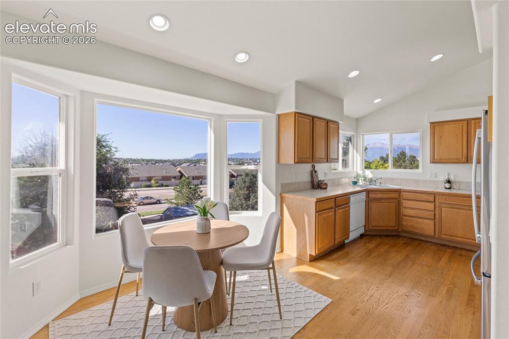 Image 6 of 33: Kitchen Nook + Kitchen Combo