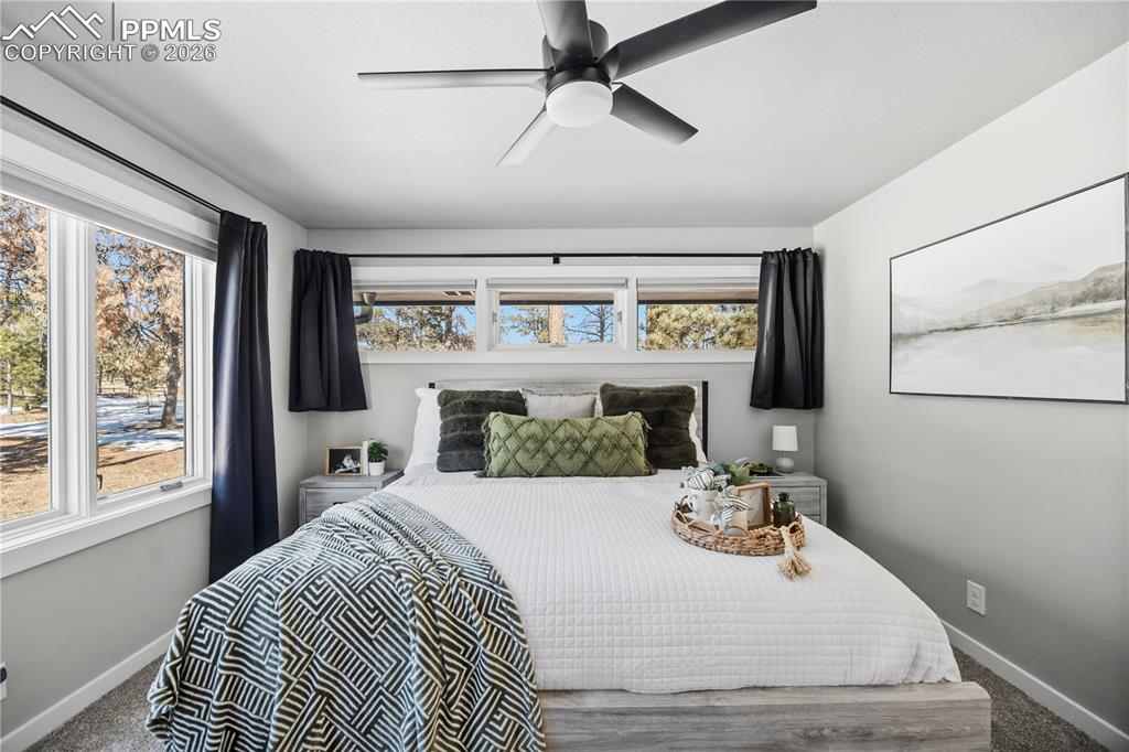 Image 19 of 47: Bedroom