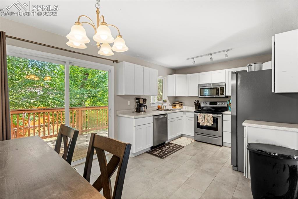 Image 6 of 23: Kitchen