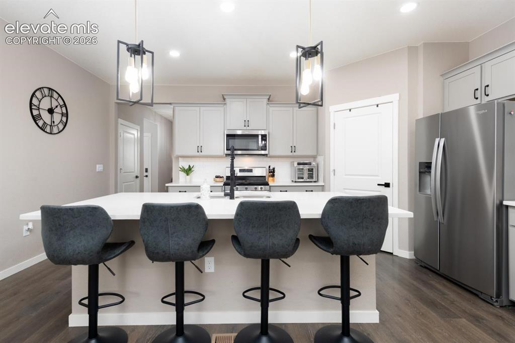 Image 11 of 44: Kitchen