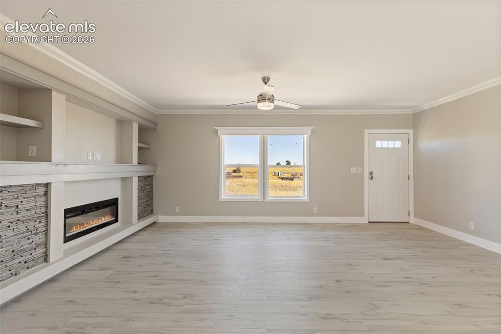 Image 6 of 38: Living Room