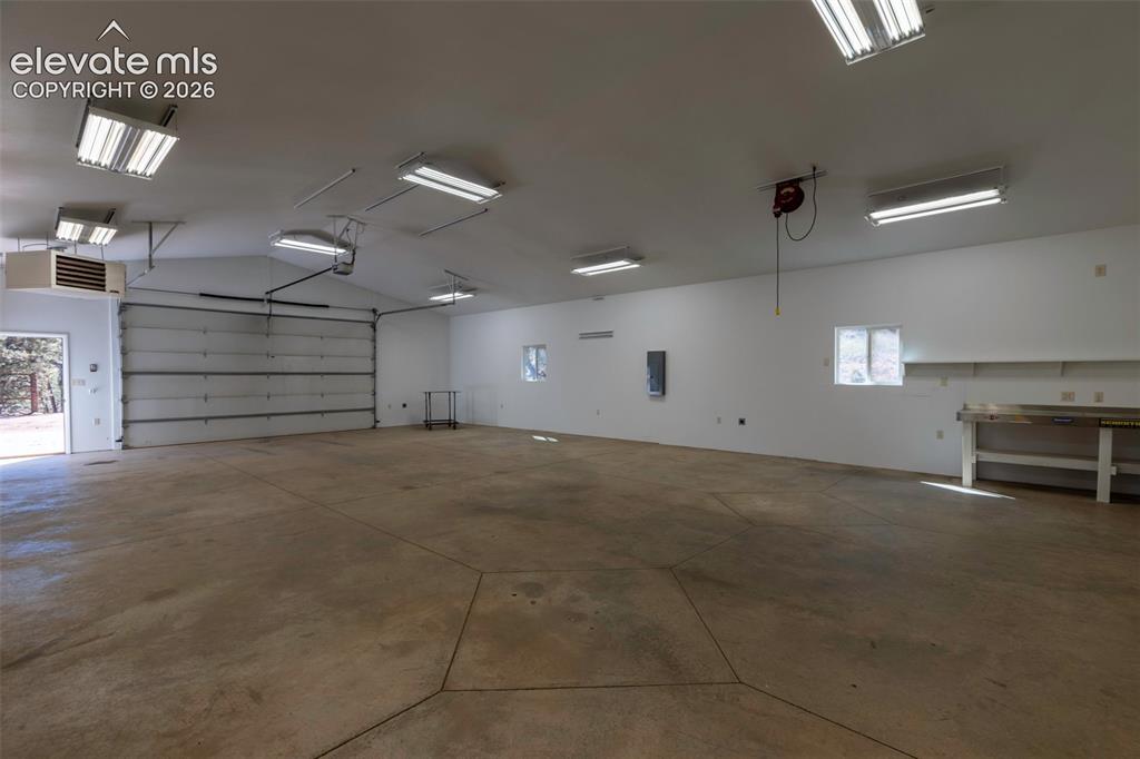 Image 9 of 50: Interior of workshop