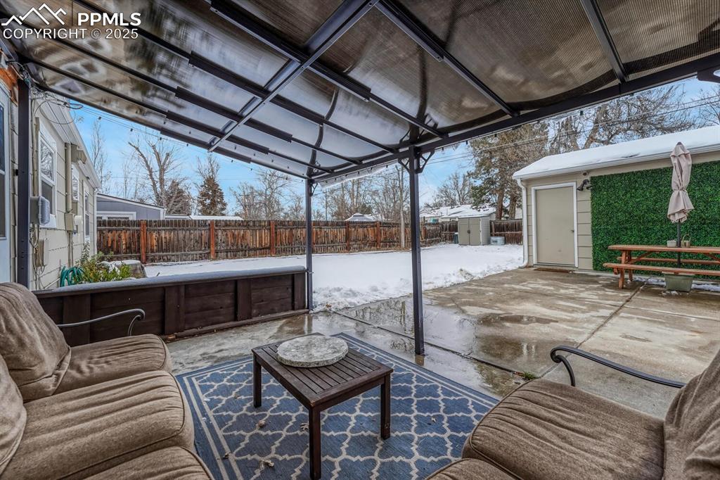 Image 34 of 50: Patio