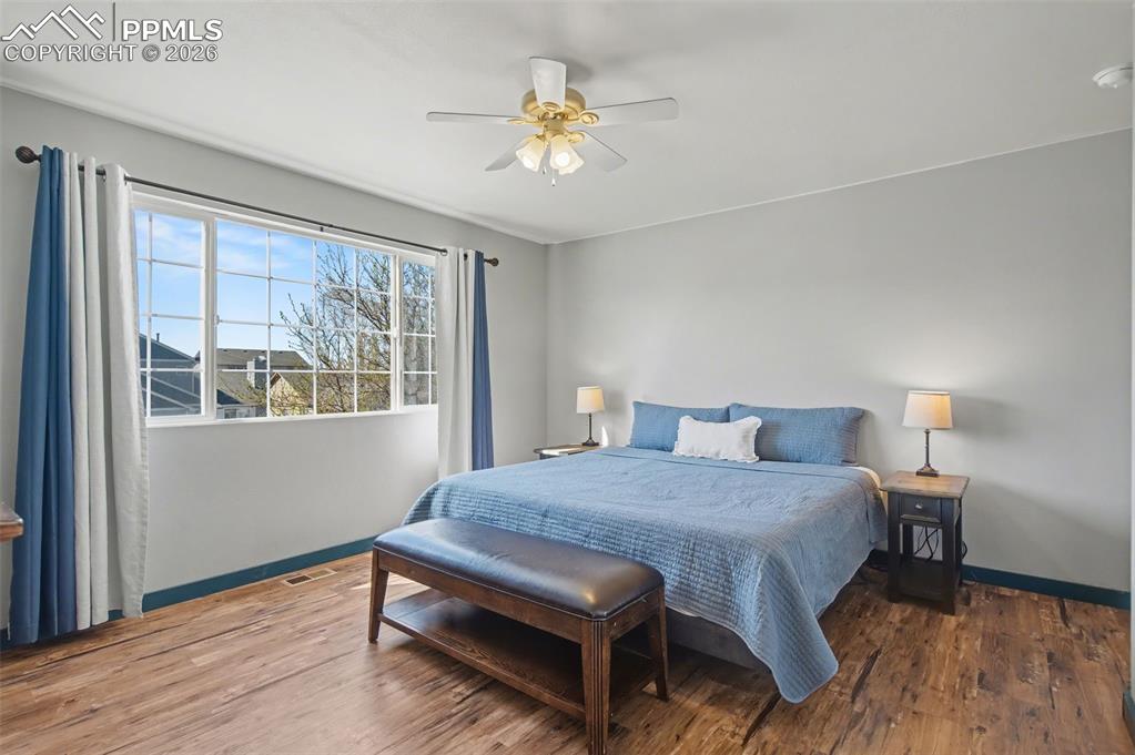 Image 17 of 24: Master Bedroom