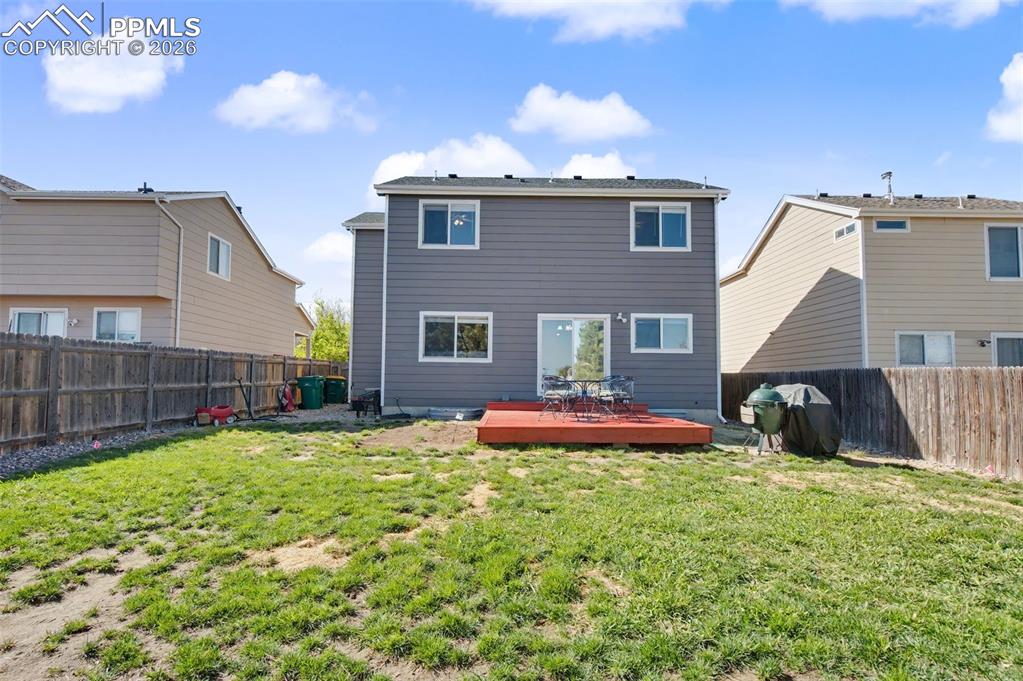 Image 24 of 24: Back of Structure