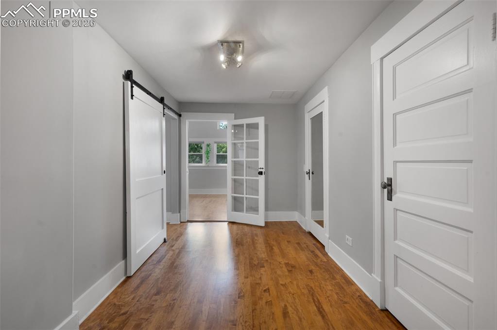 Image 17 of 28: Changing room/primary closet