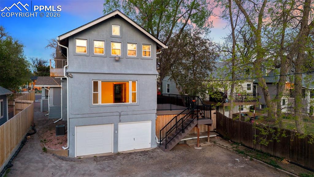 Image 24 of 28: Back of Structure