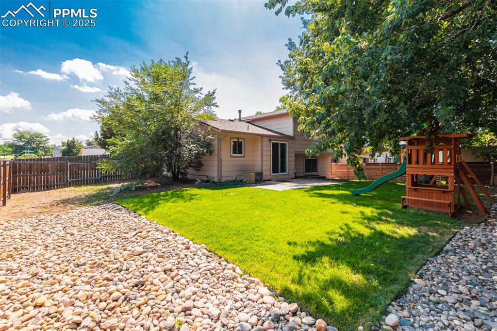 Image 35 of 43: Back of Structure