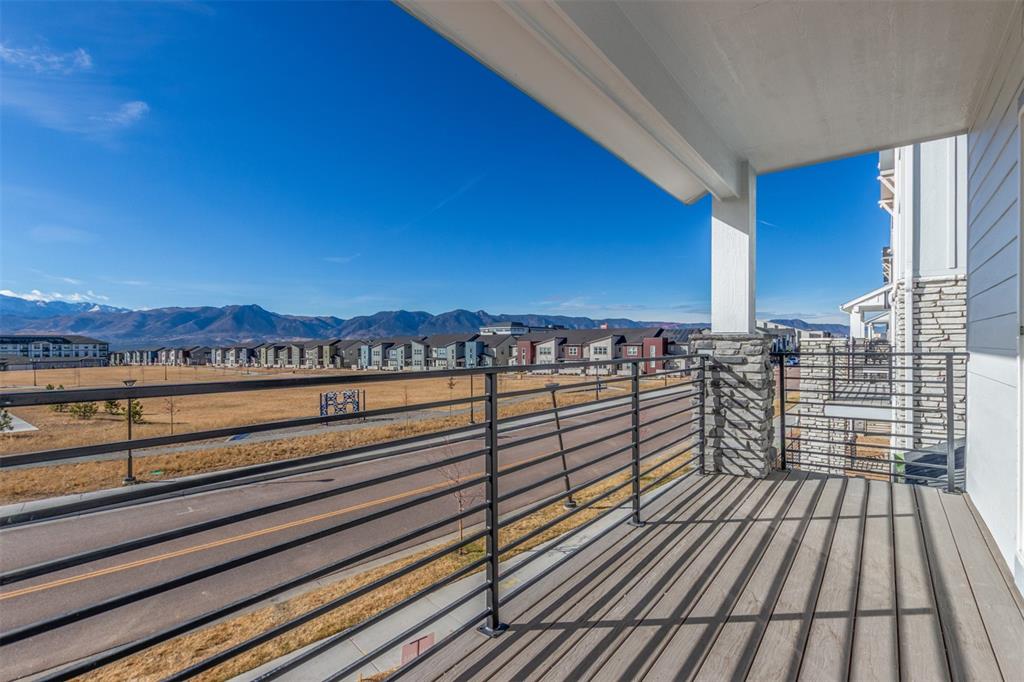 Image 32 of 34: Balcony