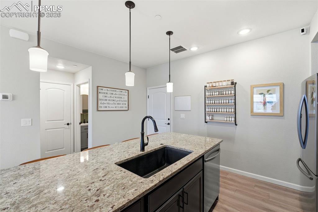 Image 11 of 42: Kitchen