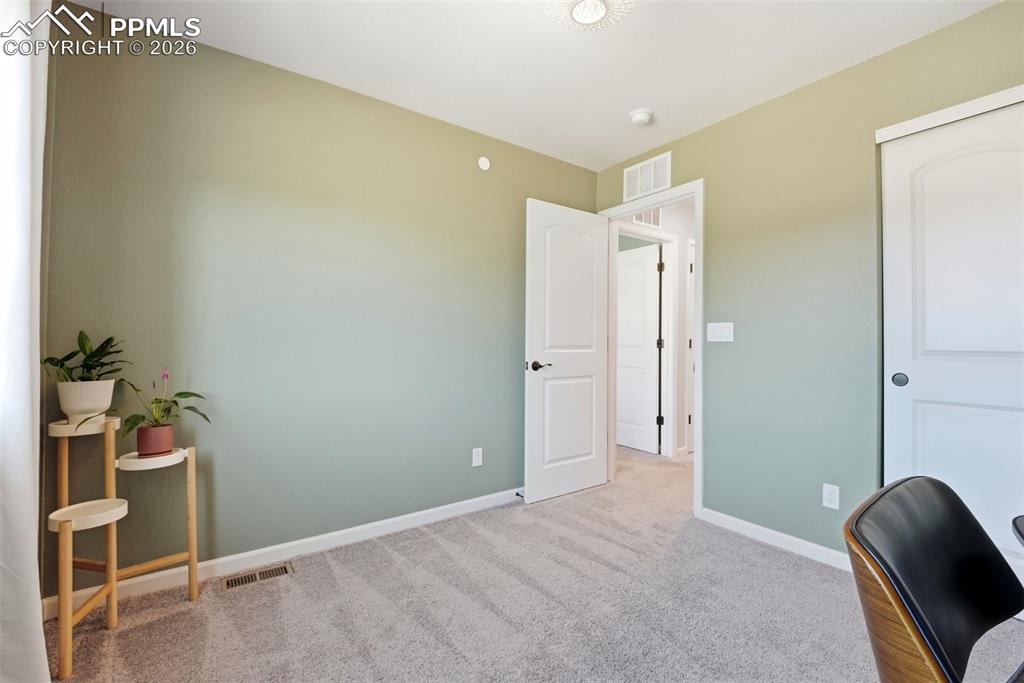 Image 26 of 42: Bedroom 3