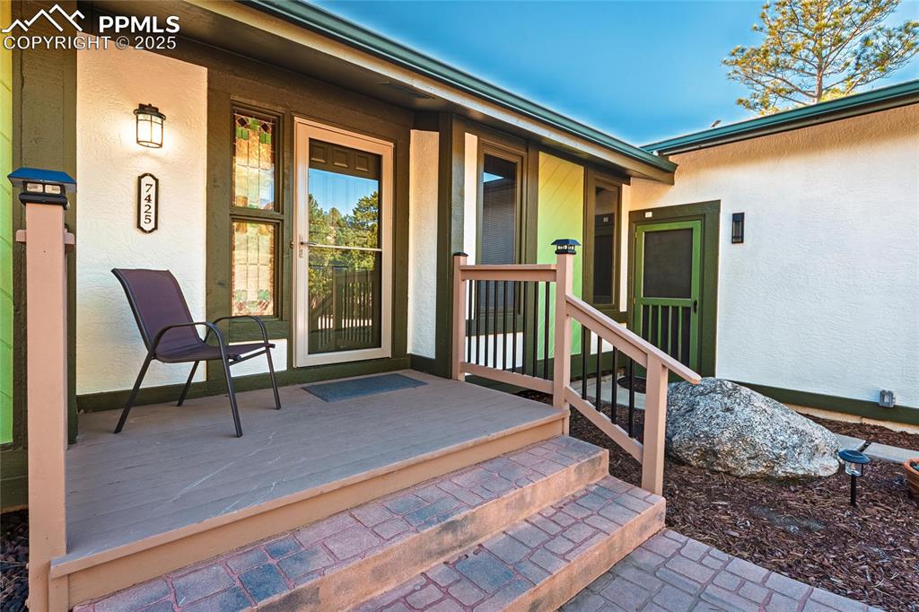 Image 3 of 49: Entry