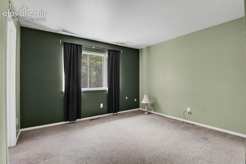 Image 19 of 46: Primary Bedroom