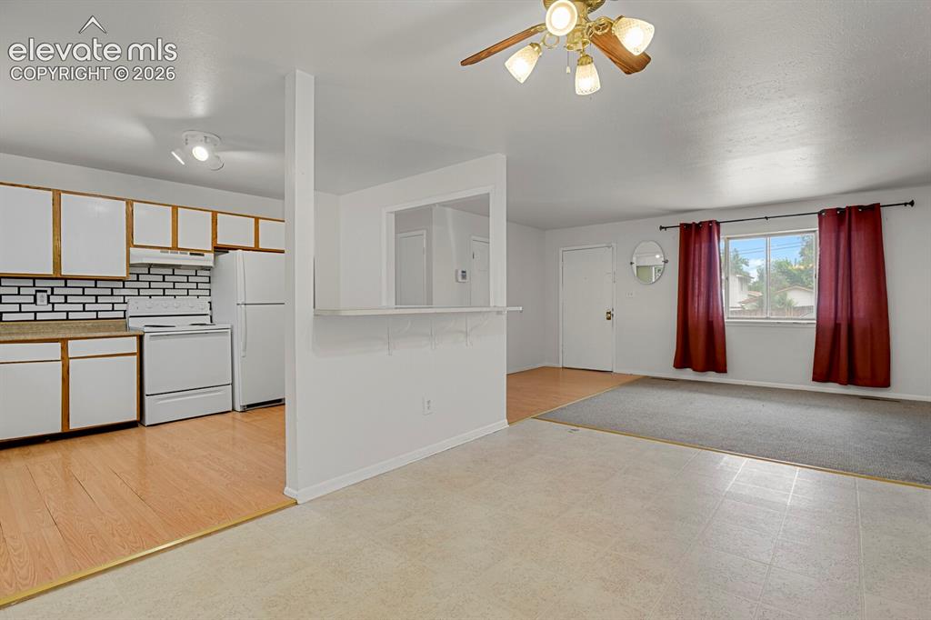 Image 8 of 46: Dining Room