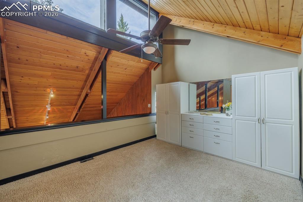 Image 28 of 46: Bonus Room