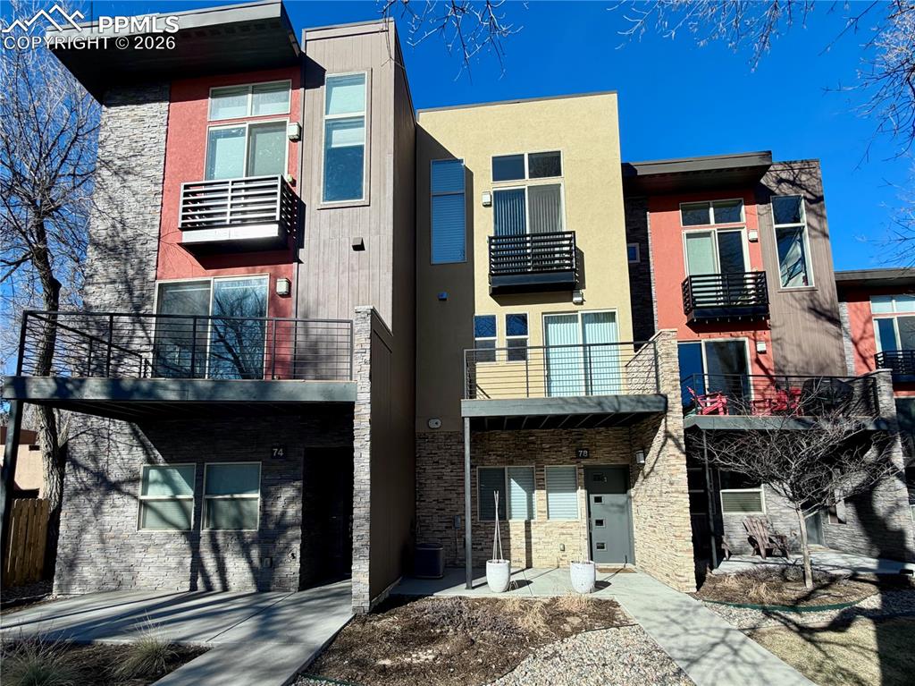 Caption: Deck for enjoying Mountain Views!