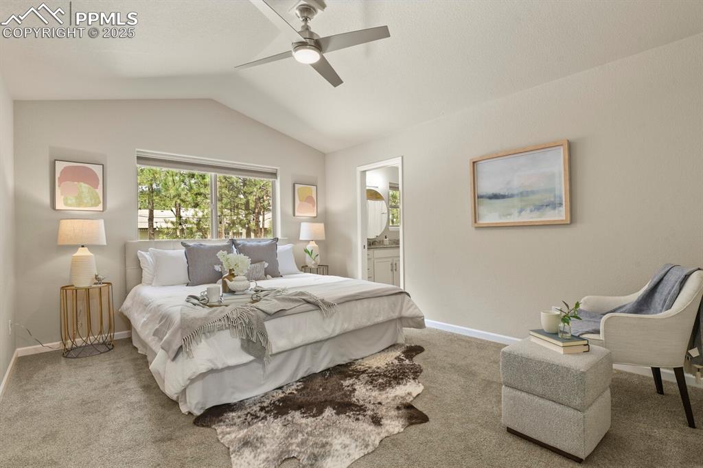 Image 8 of 19: Bedroom