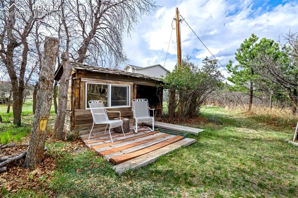 Image 40 of 50: Back of Structure