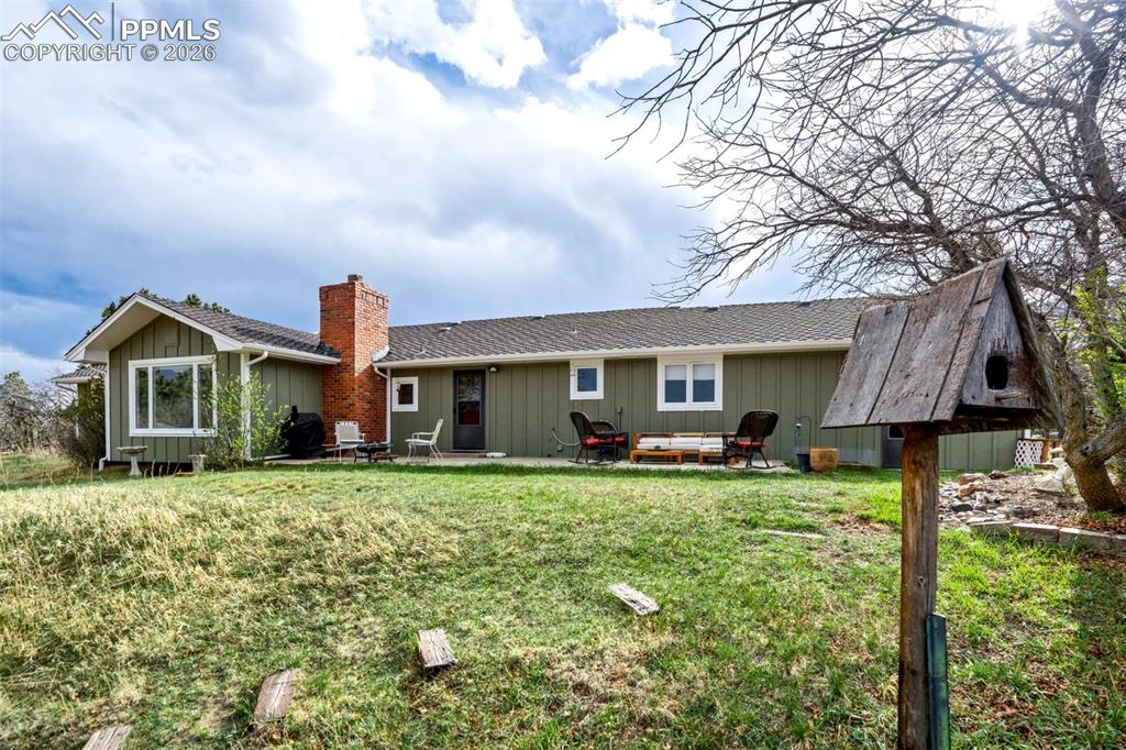 Image 41 of 50: Back of Structure