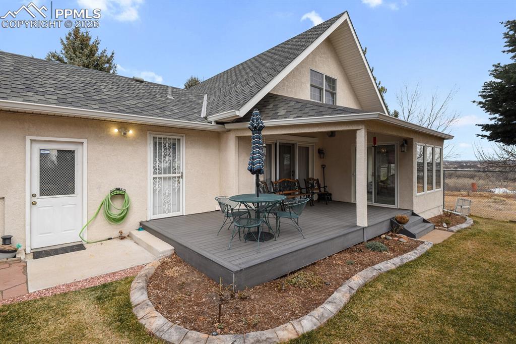 Image 37 of 50: Back of Structure