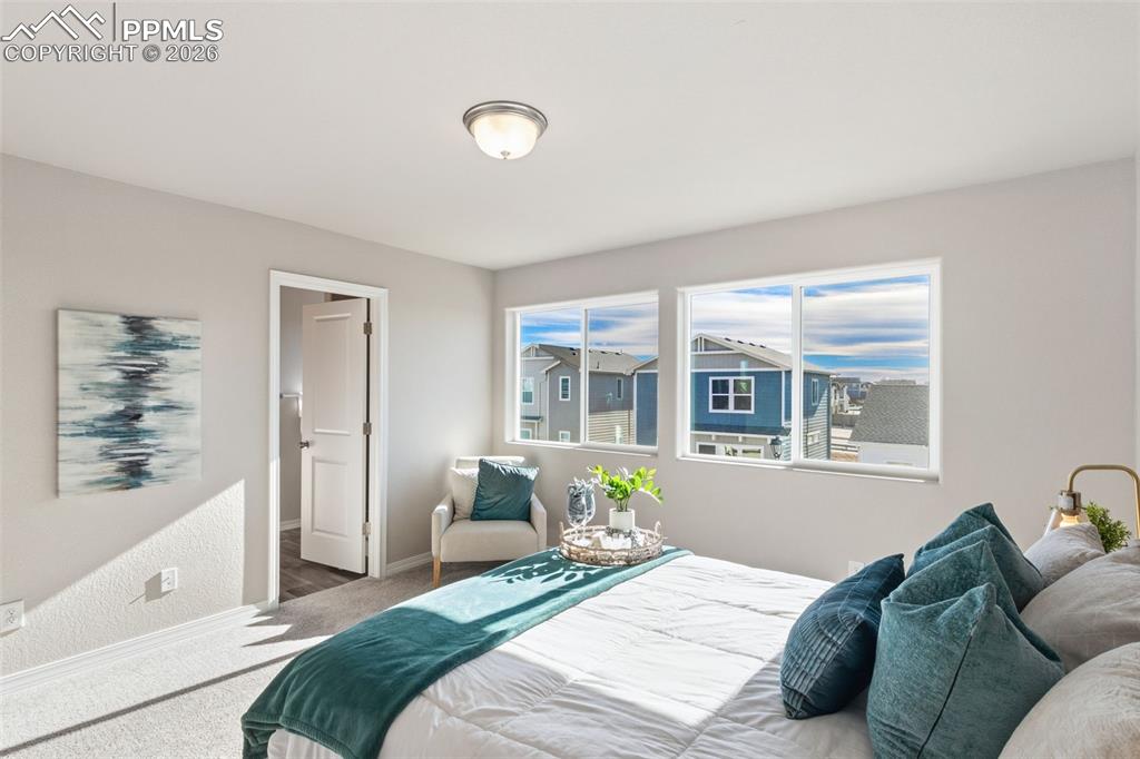 Image 15 of 28: Bedroom