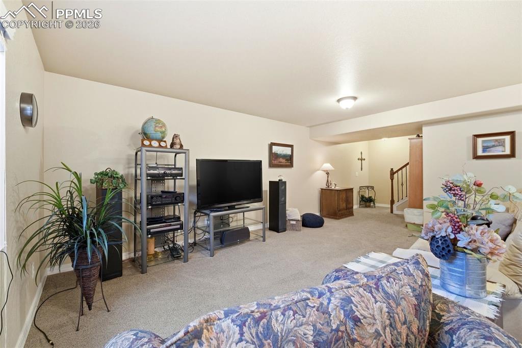 Image 27 of 50: Family Room