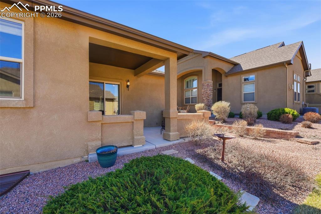 Image 38 of 50: Patio