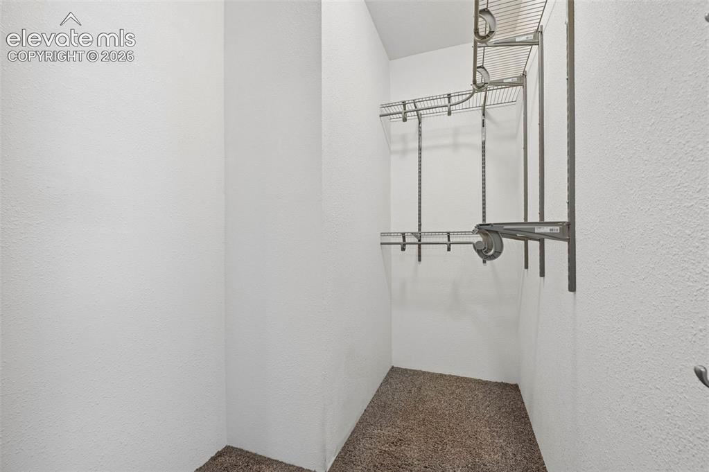 Image 8 of 50: Closet