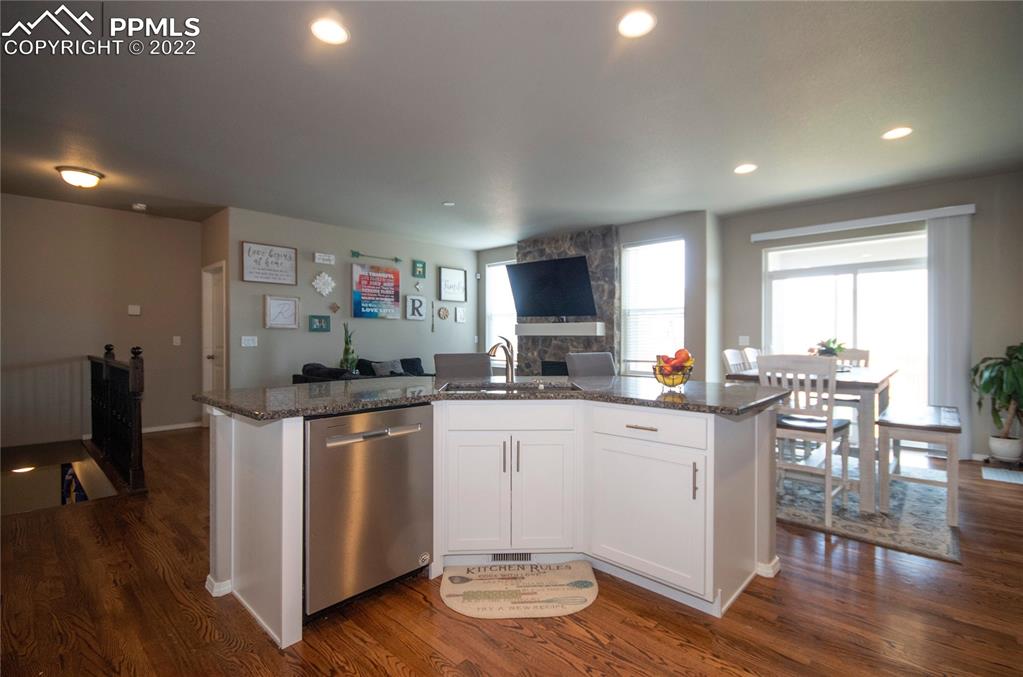 Listing 3796942, Image 13 of 40