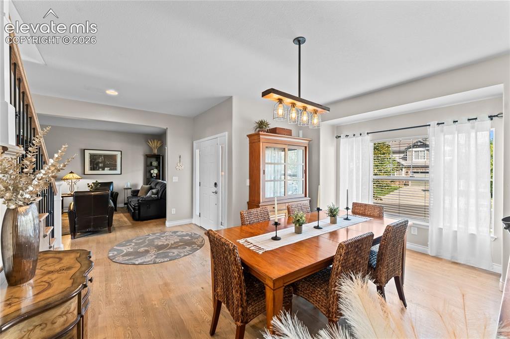 Image 5 of 48: Dining Area