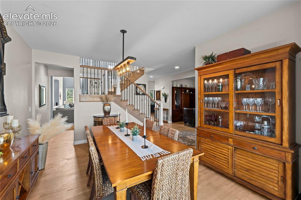 Image 6 of 48: Dining Area