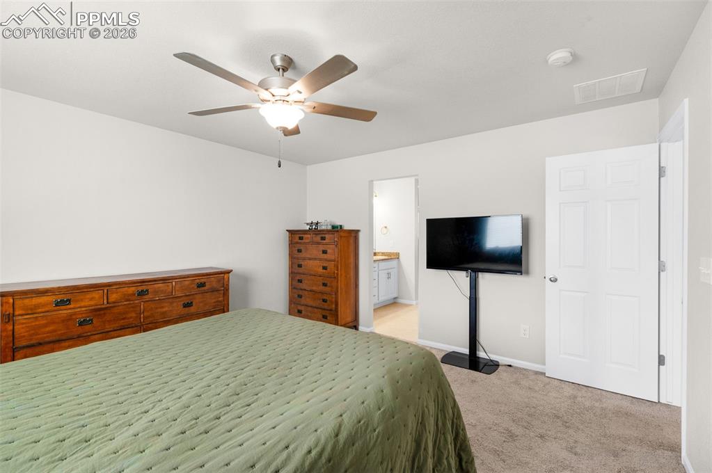 Image 20 of 44: Bedroom