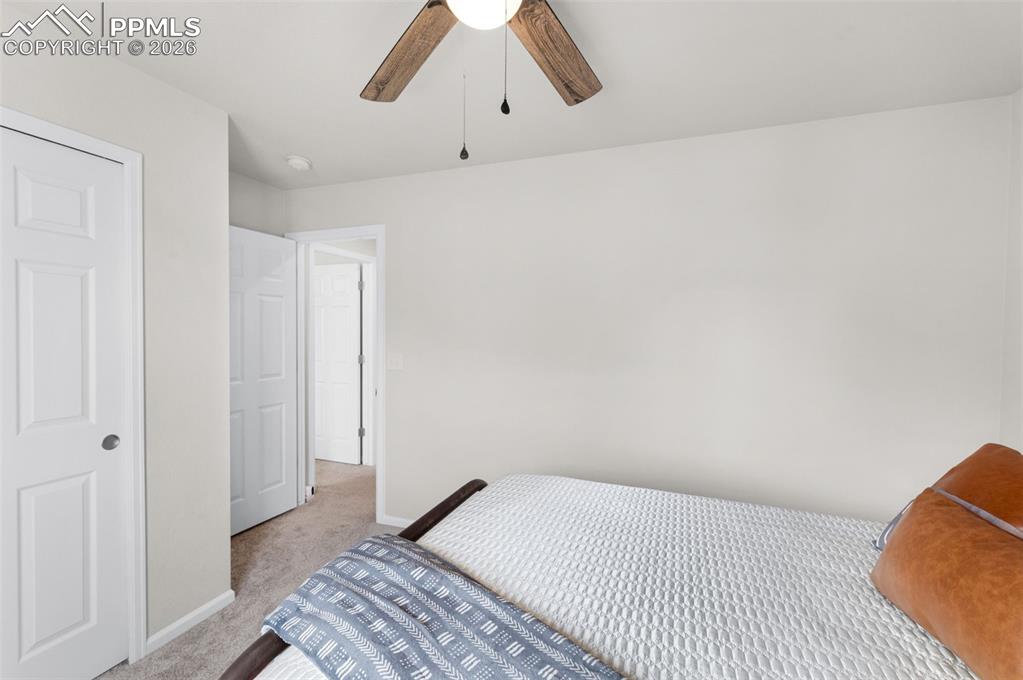 Image 24 of 44: Bedroom