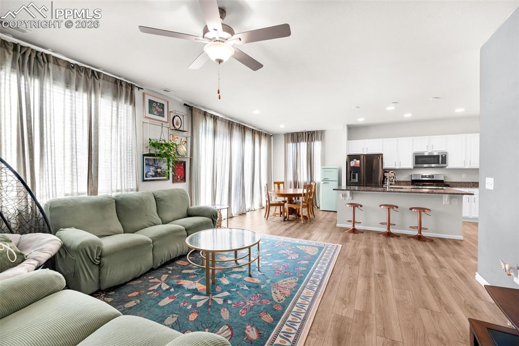 Image 5 of 44: Living Room