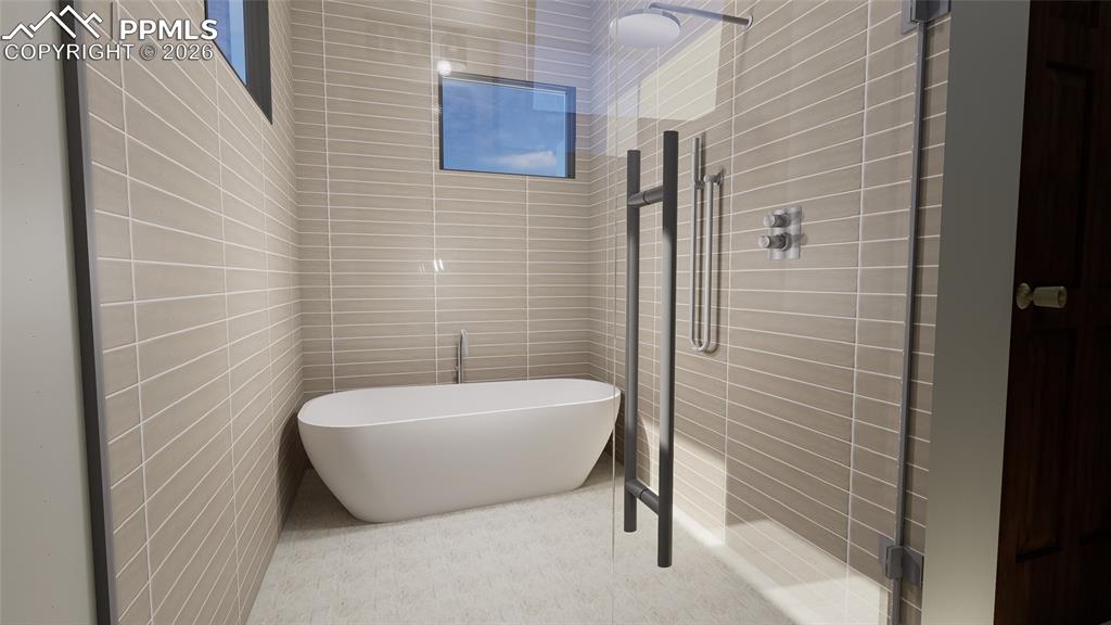 Image 18 of 21: Bathroom