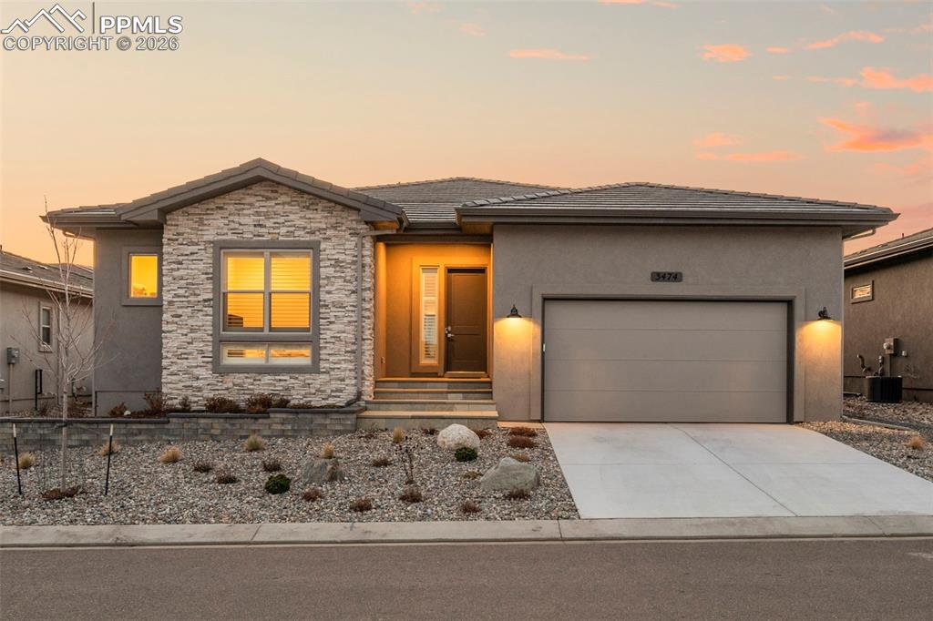 Image 2 of 50: No Description Available