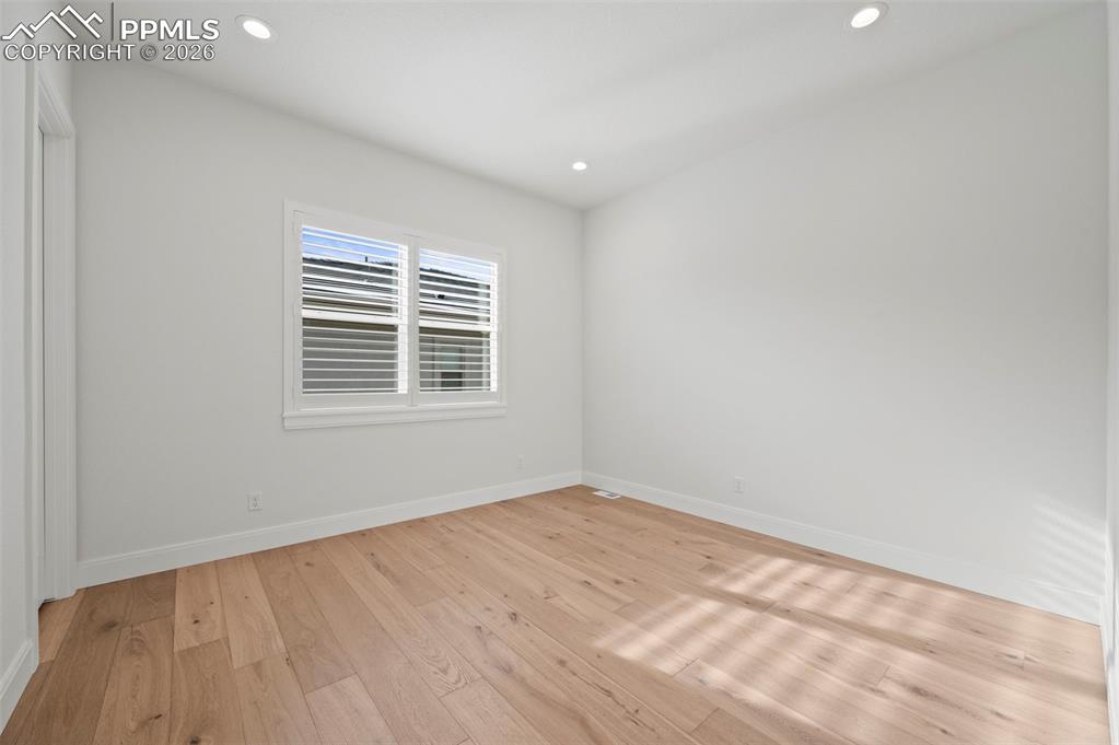 Image 26 of 50: No Description Available